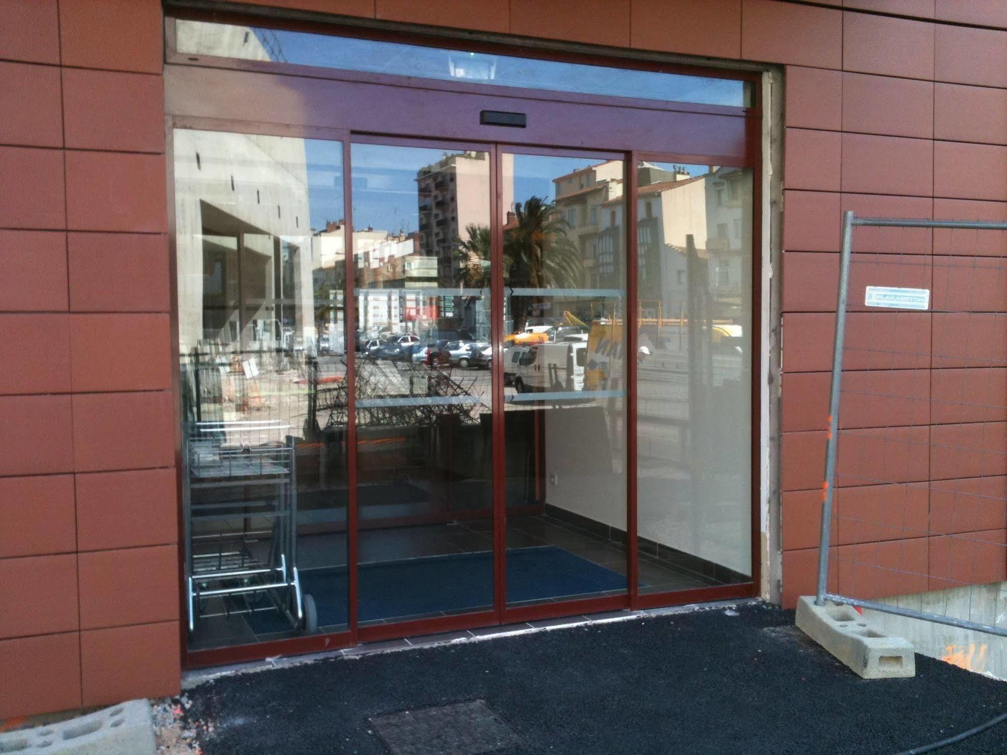 Ibis Budget Perpignan Centre Экстерьер фото